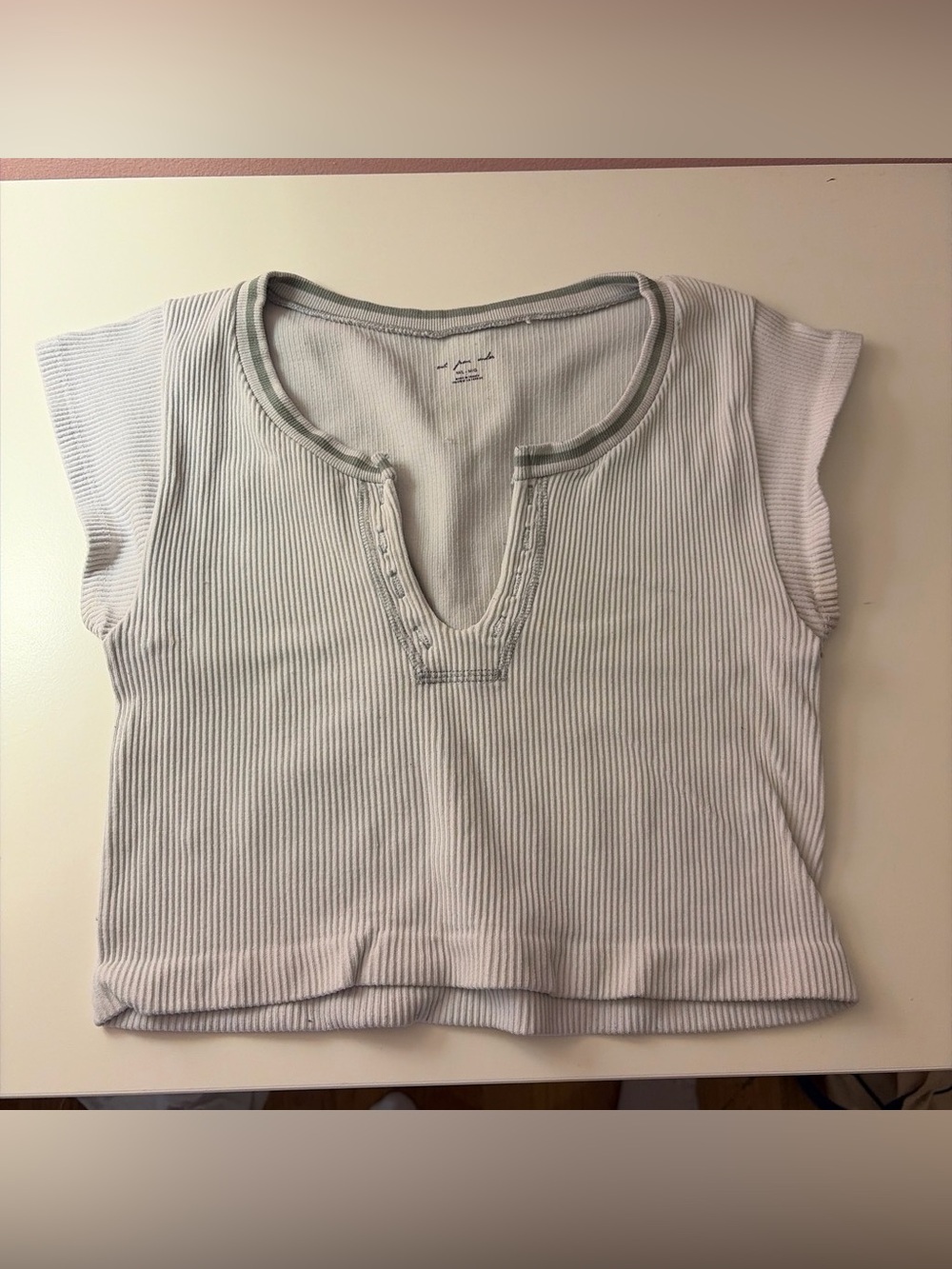 Urban Outfitters Ribbed V‑Neck Crop Top in White and Gray Trim
